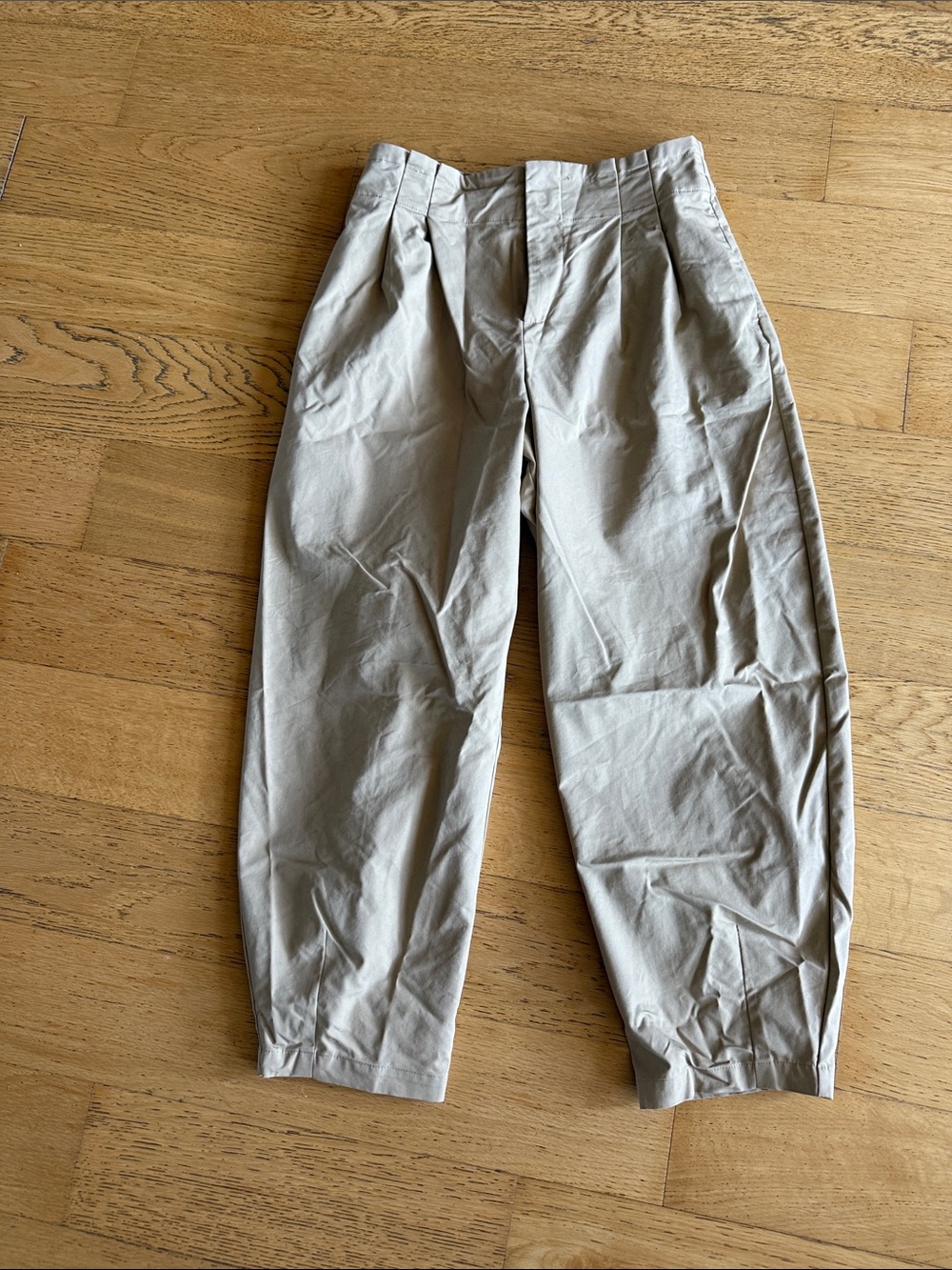 Zara Light Beige Pleated Tapered Chinos